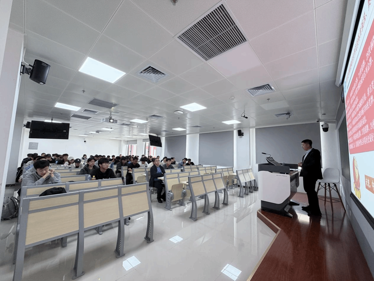 必威BETWAY西汉姆联体育硕士专业学位研究生“知行讲坛”系列讲座（第四十期）｜彭国强教授：体育强国进程中竞技体育改革趋向